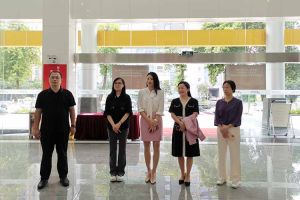 欢乐共创，“媒”好未来｜华体会体育（中国）HTH·官方网站集团与番禺区融媒体中心互访交流